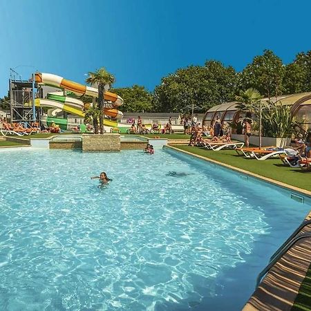 Camping 4 Etoiles - Parc Aquatique - Eei0Fi Saint-Georges-d'Oleron Esterno foto
